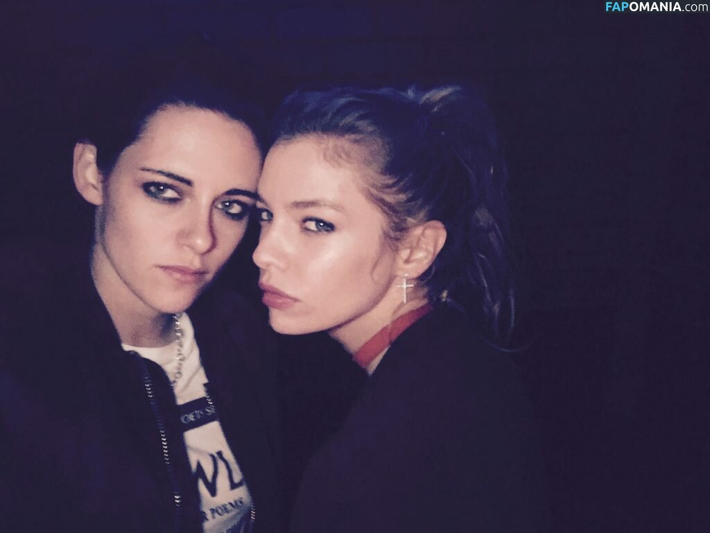 Kristen Stewart Naakt Gelekte foto #318