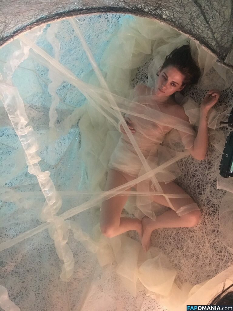 Kristen Stewart Naakt Gelekte foto #328