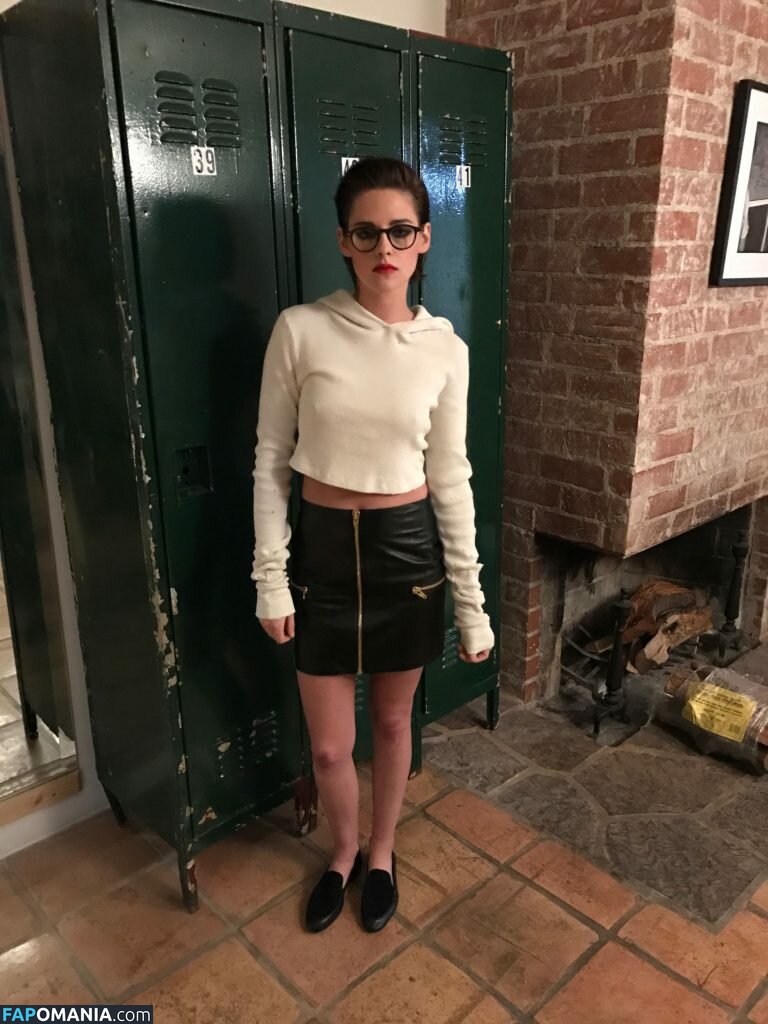 Kristen Stewart Naakt Gelekte foto #331
