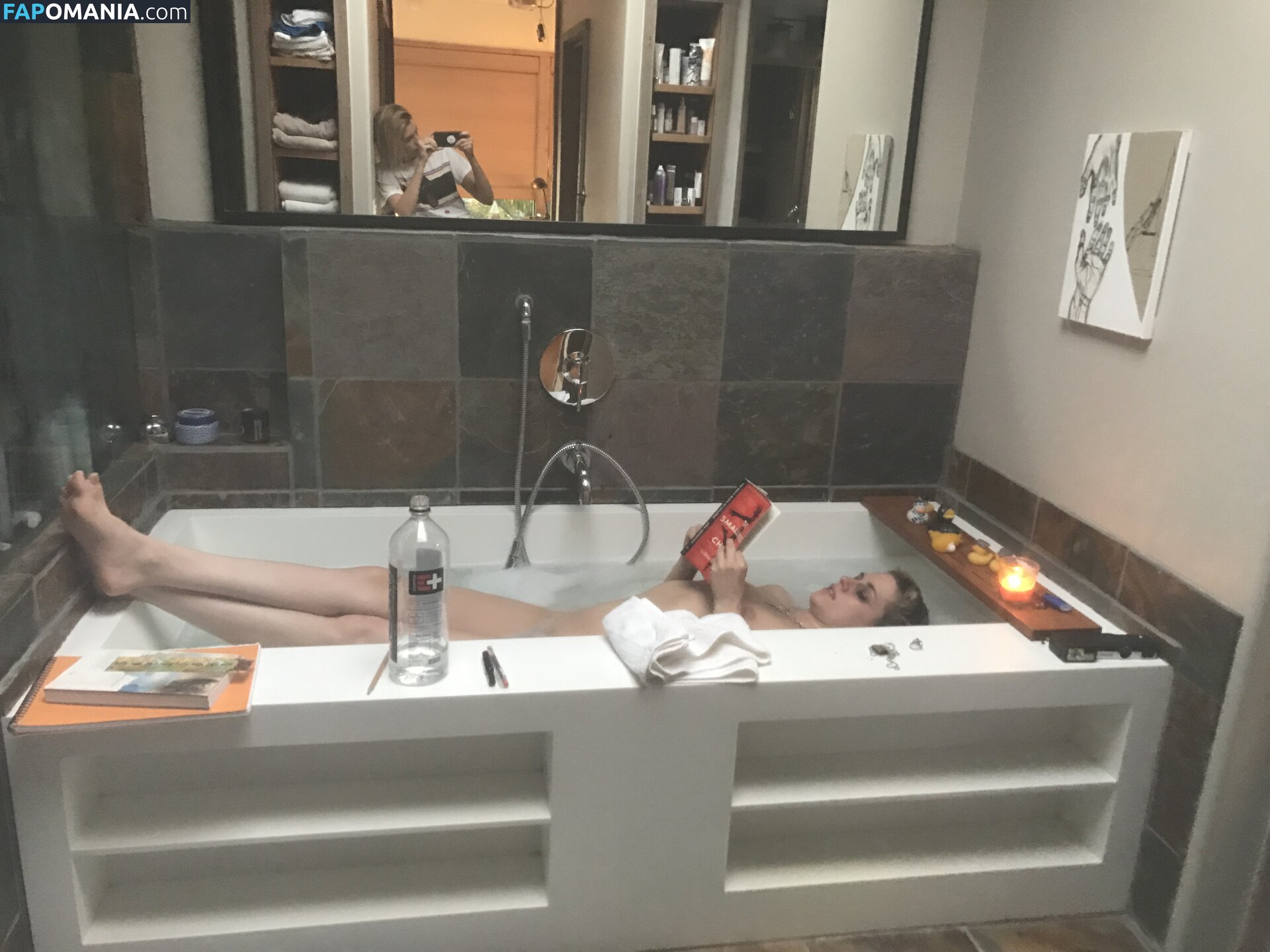 Kristen Stewart Naakt Gelekte foto #398