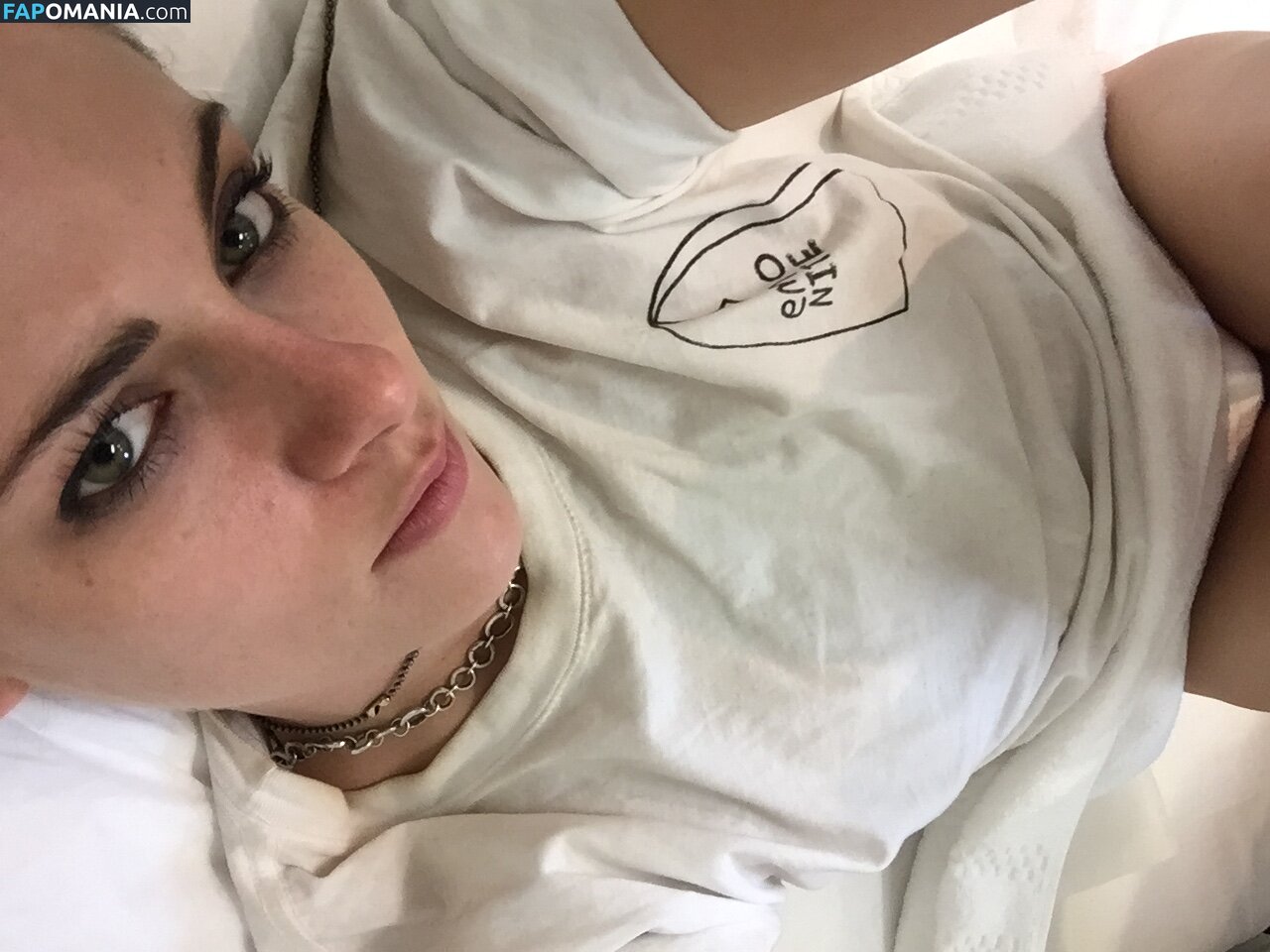 Kristen Stewart Naakt Gelekte foto #416