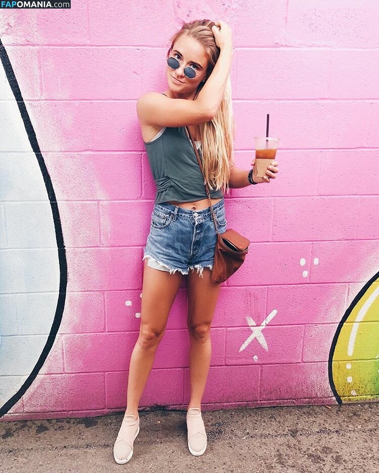 Kristie Mewis Naakt Gelekte foto #8