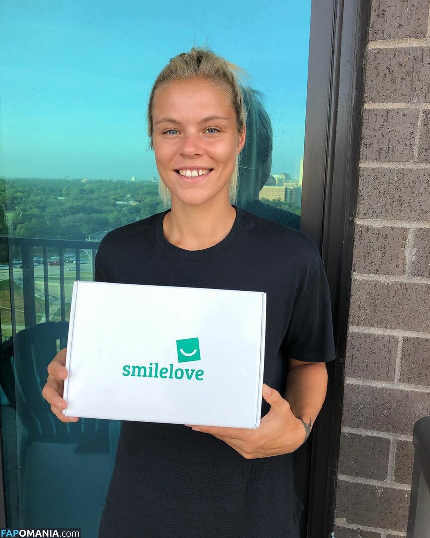 Kristie Mewis Naakt Gelekte foto #29