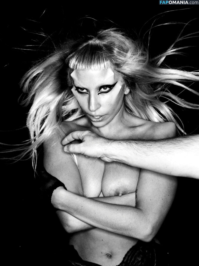 Lady Gaga Naakt Gelekte foto #513