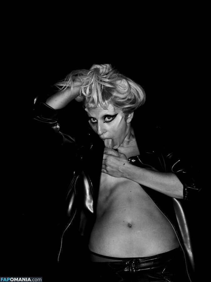 Lady Gaga Naakt Gelekte foto #556