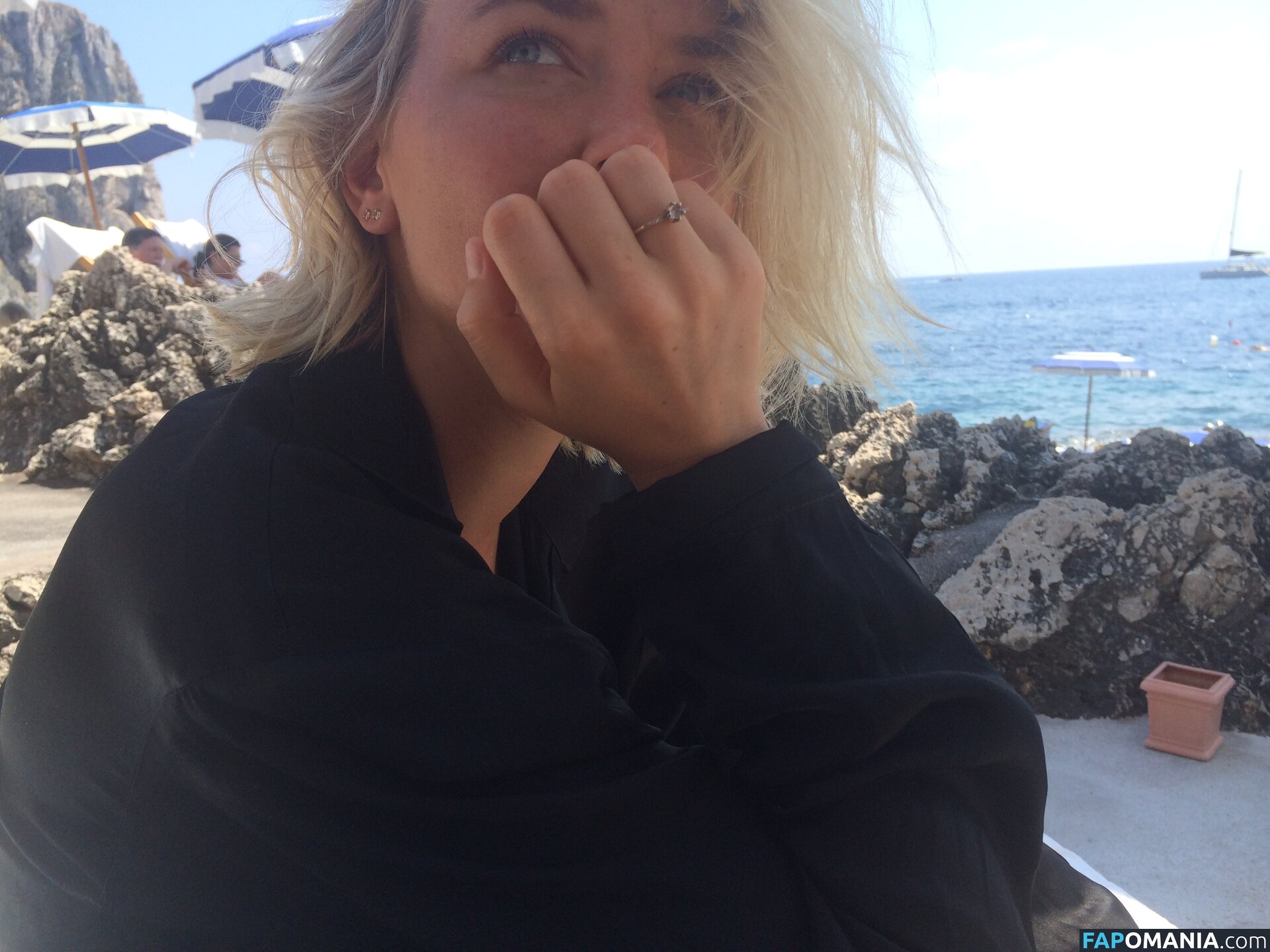 Lara Bingle Naakt Gelekte foto #51