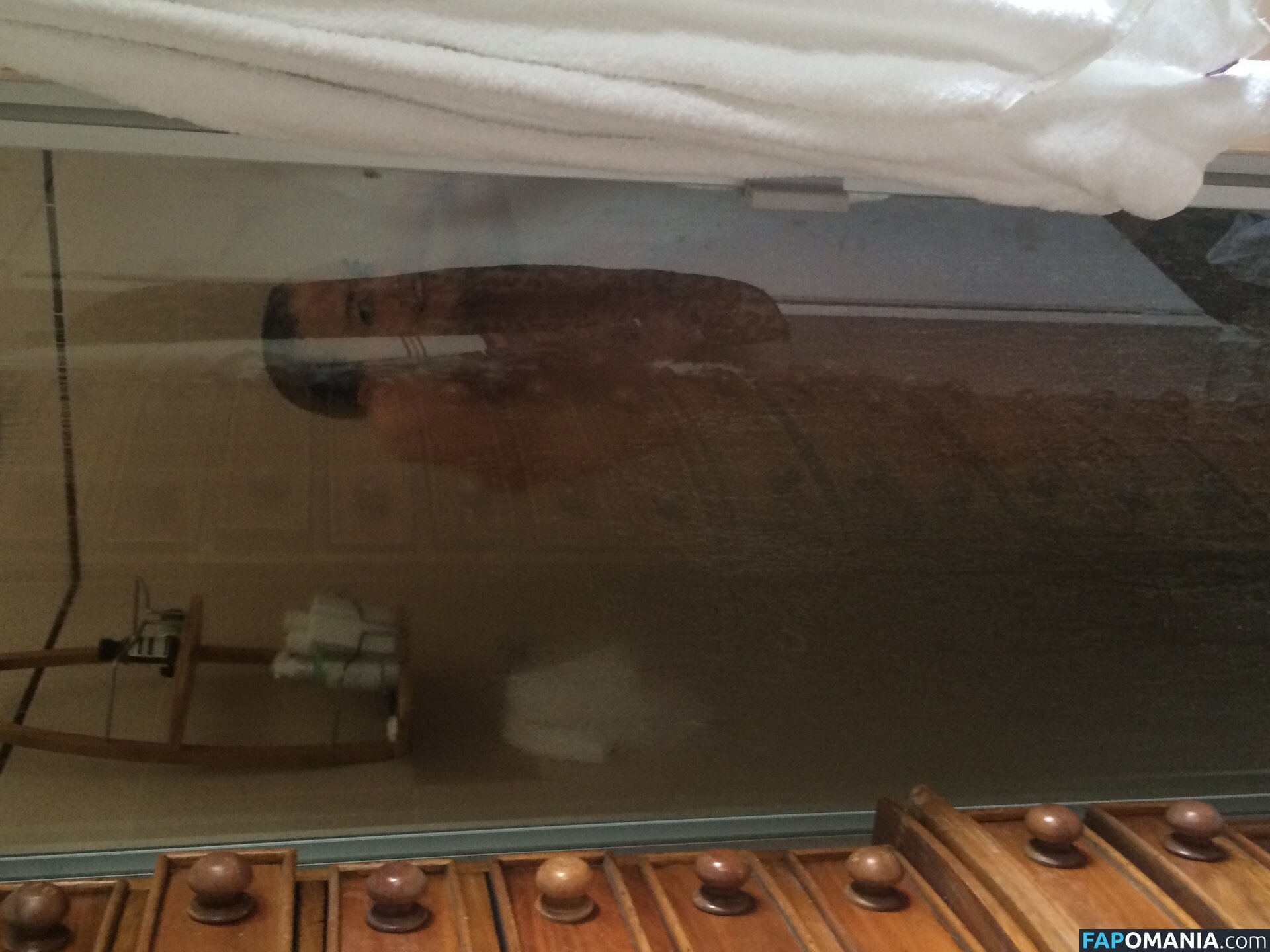 Lara Bingle Naakt Gelekte foto #217