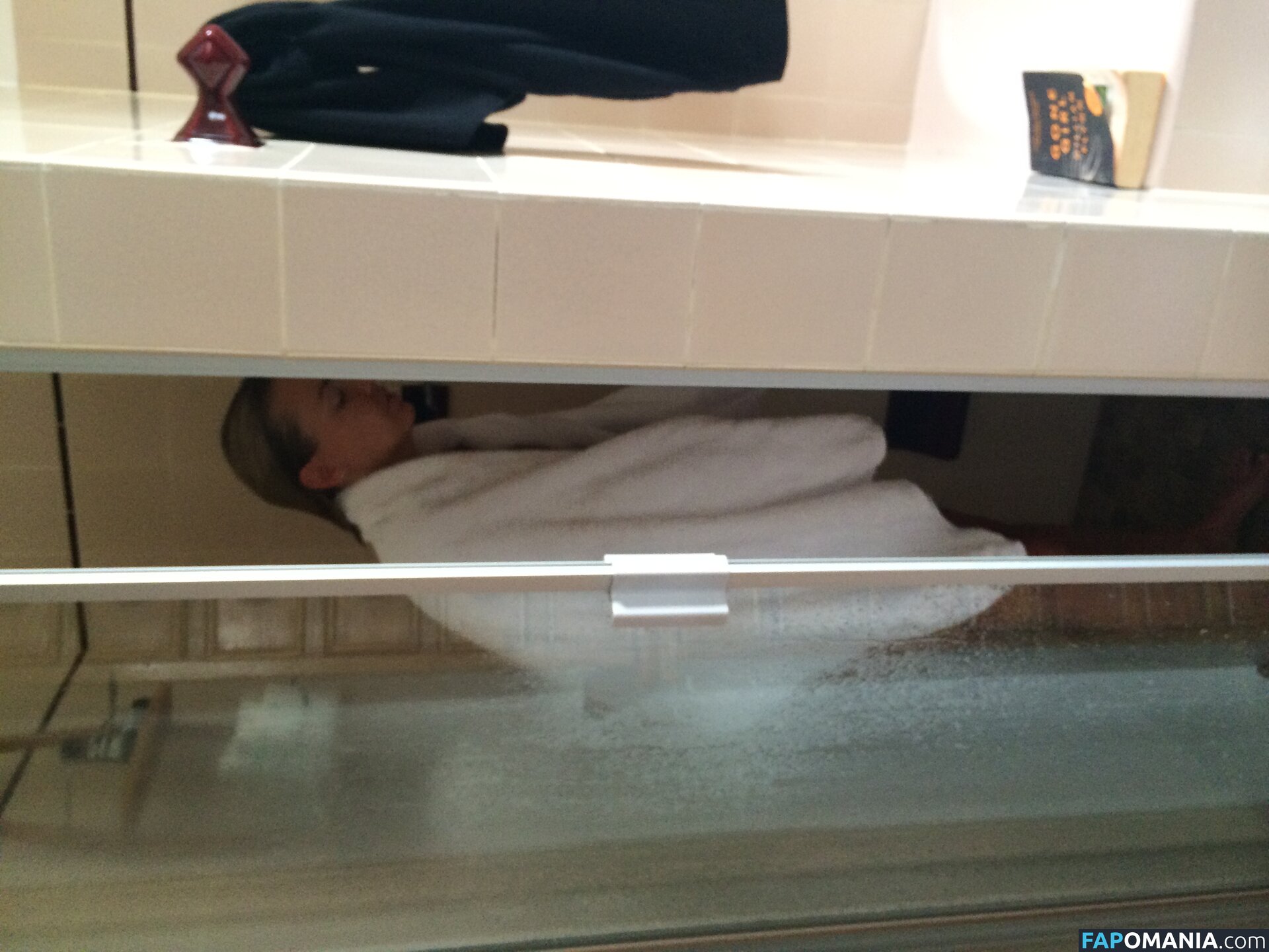 Lara Bingle Naakt Gelekte foto #252