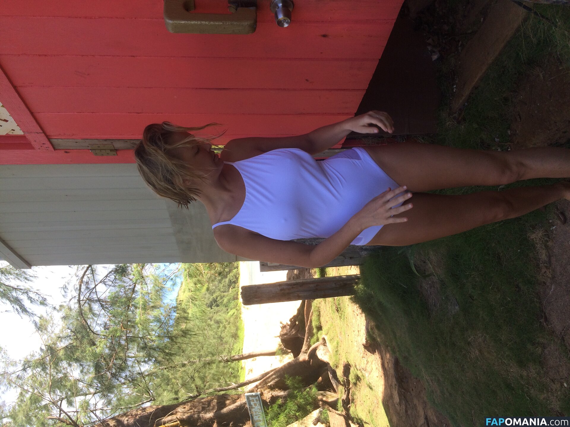 Lara Bingle Naakt Gelekte foto #324