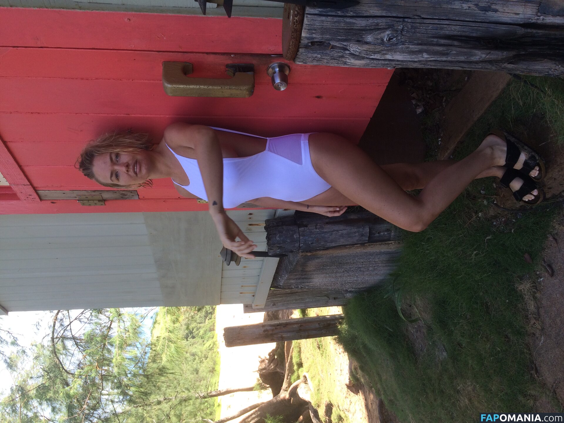 Lara Bingle Naakt Gelekte foto #329