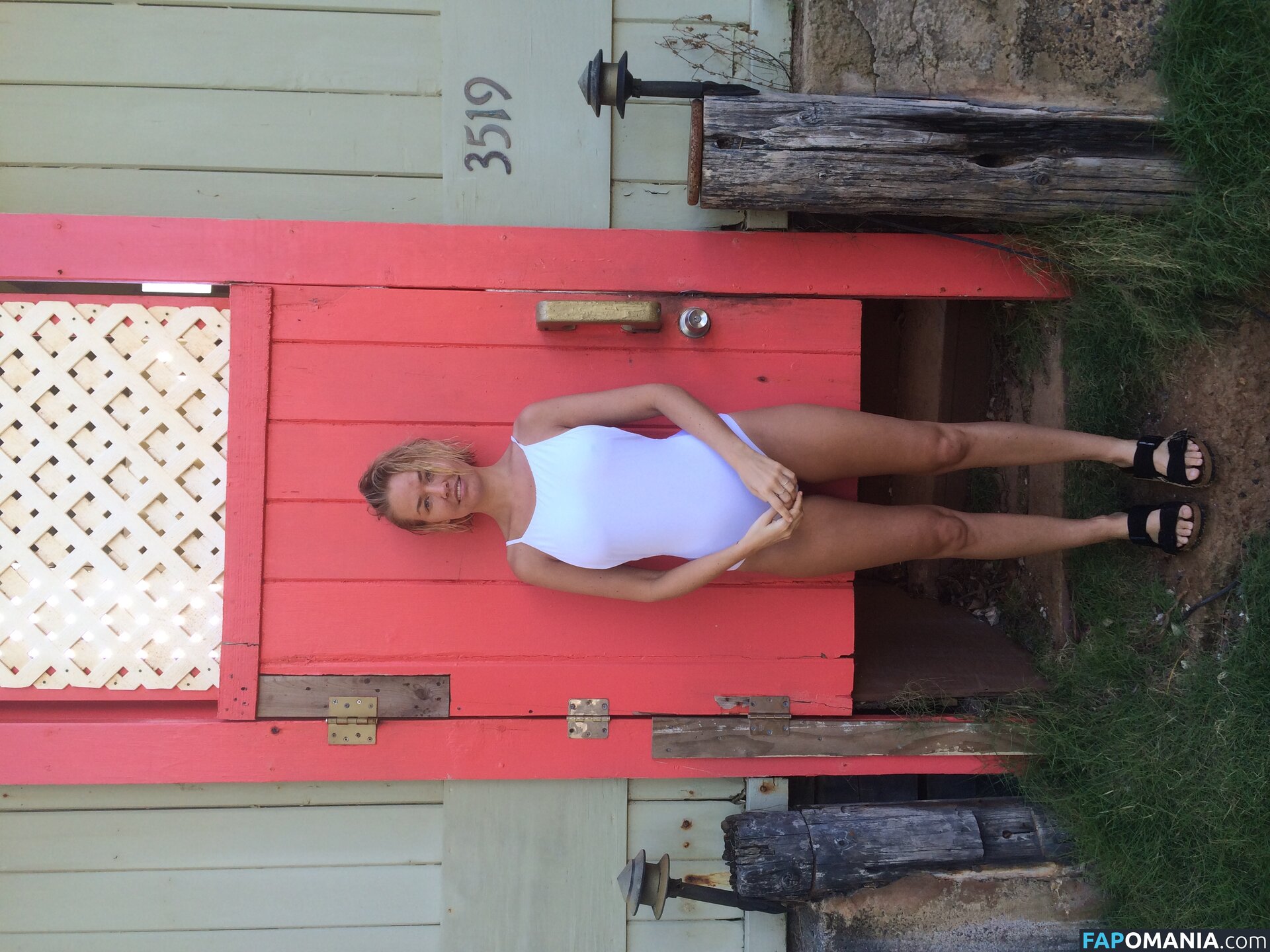 Lara Bingle Naakt Gelekte foto #345