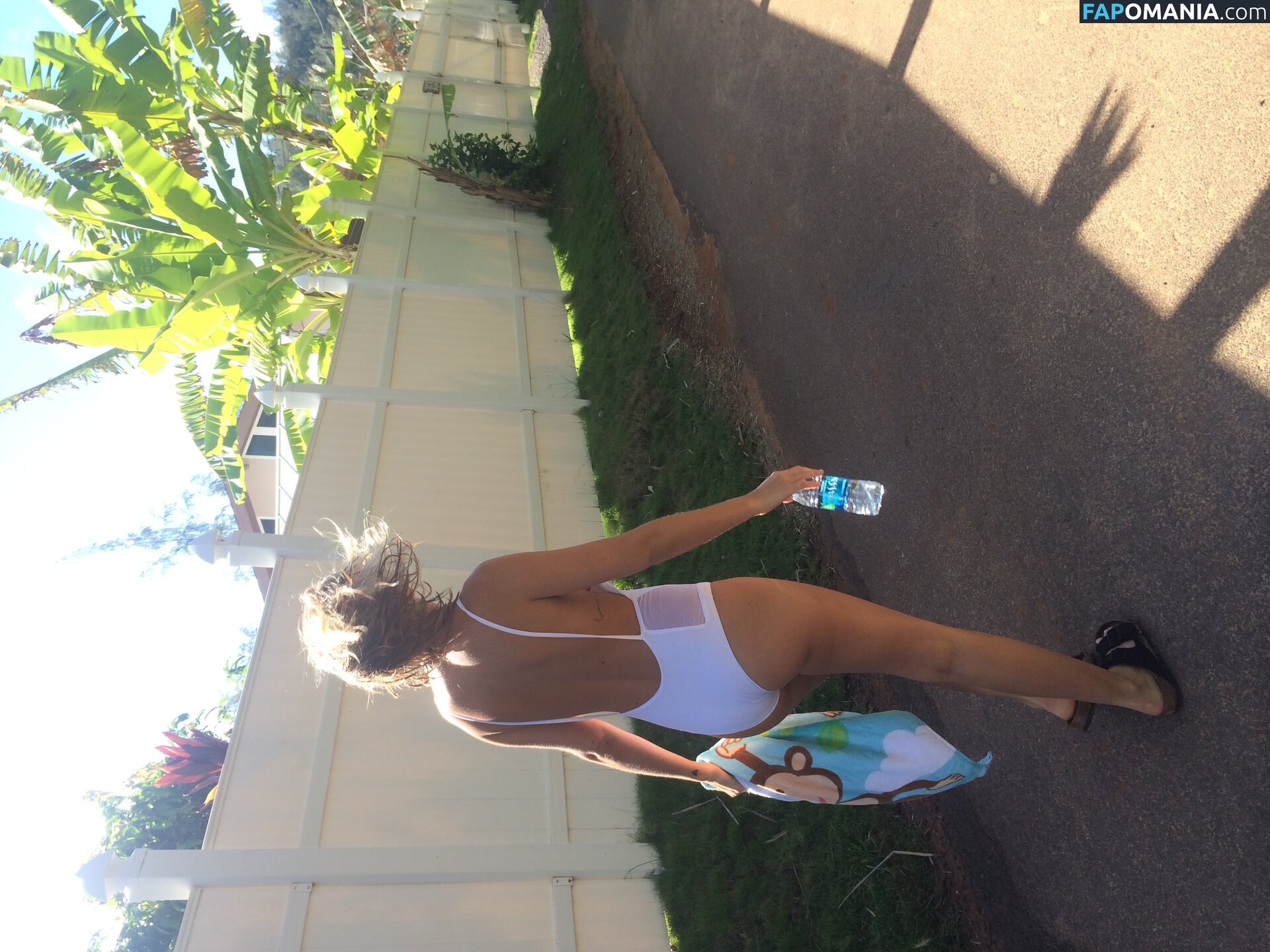 Lara Bingle Naakt Gelekte foto #350