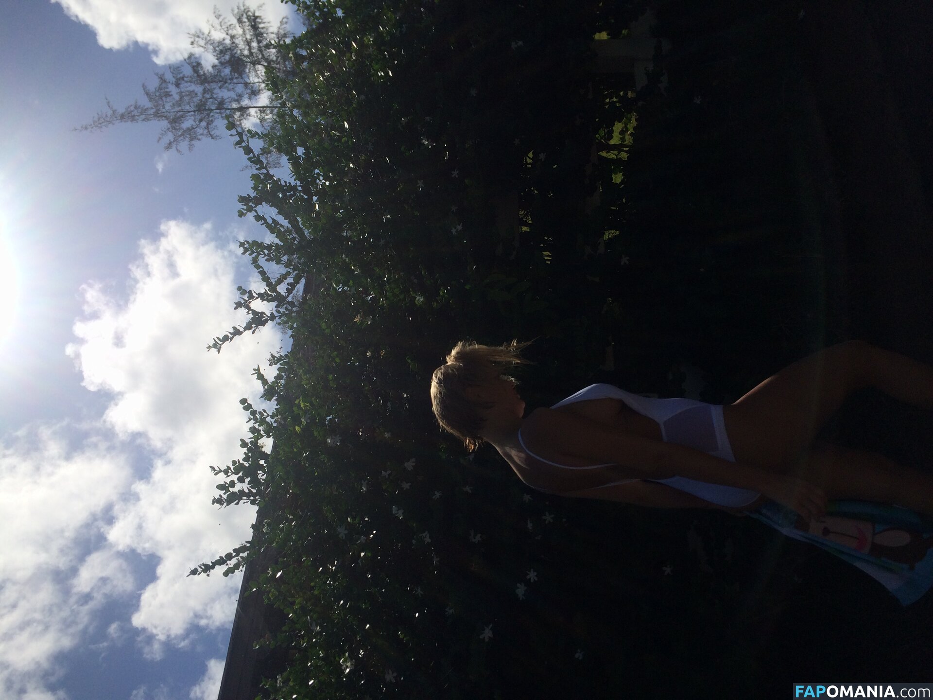 Lara Bingle Naakt Gelekte foto #367