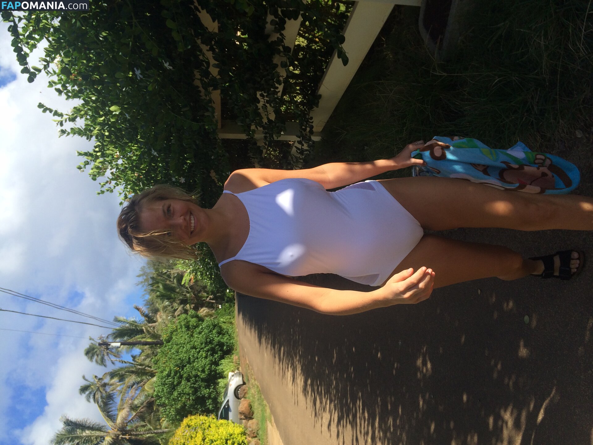 Lara Bingle Naakt Gelekte foto #388