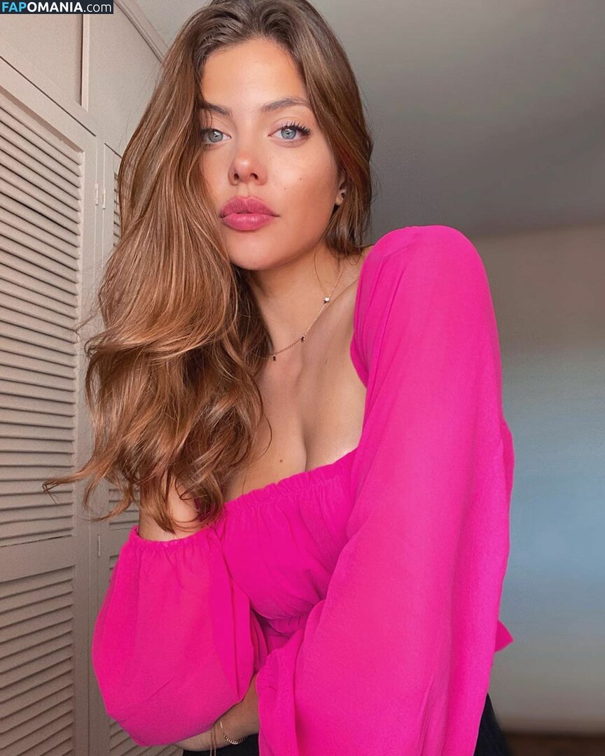 Laura Ortega Naakt Gelekte foto #23