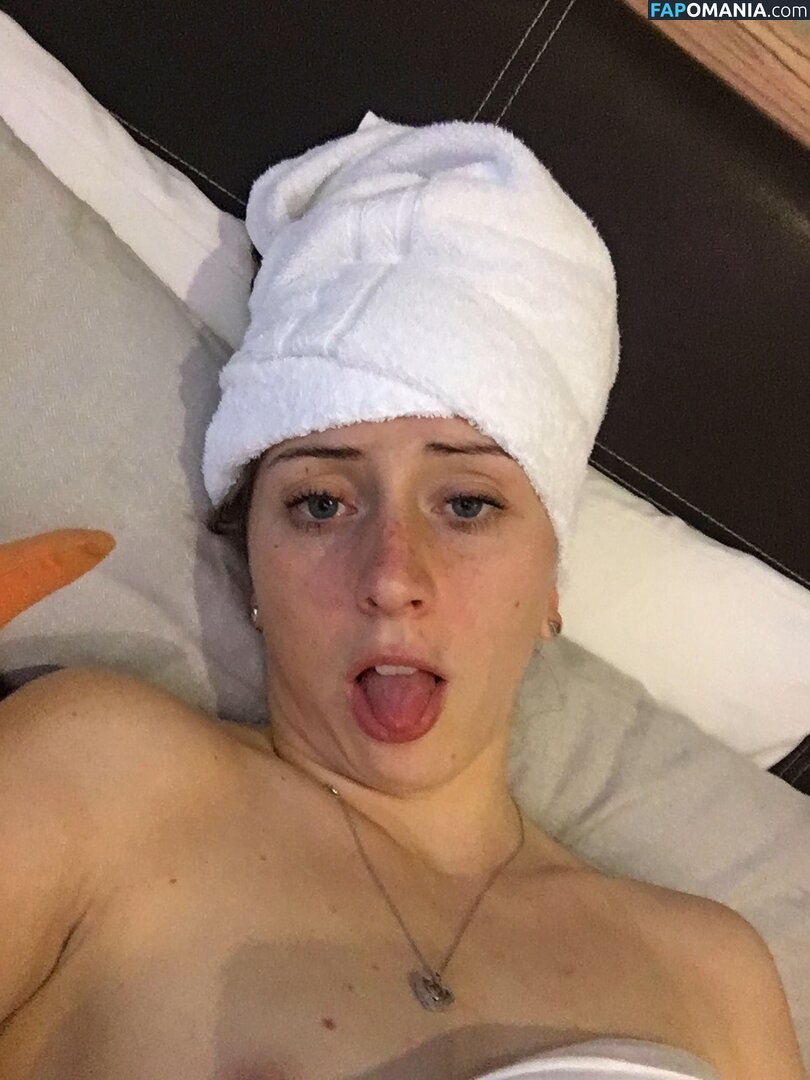 Laura Trott Naakt Gelekte foto #15