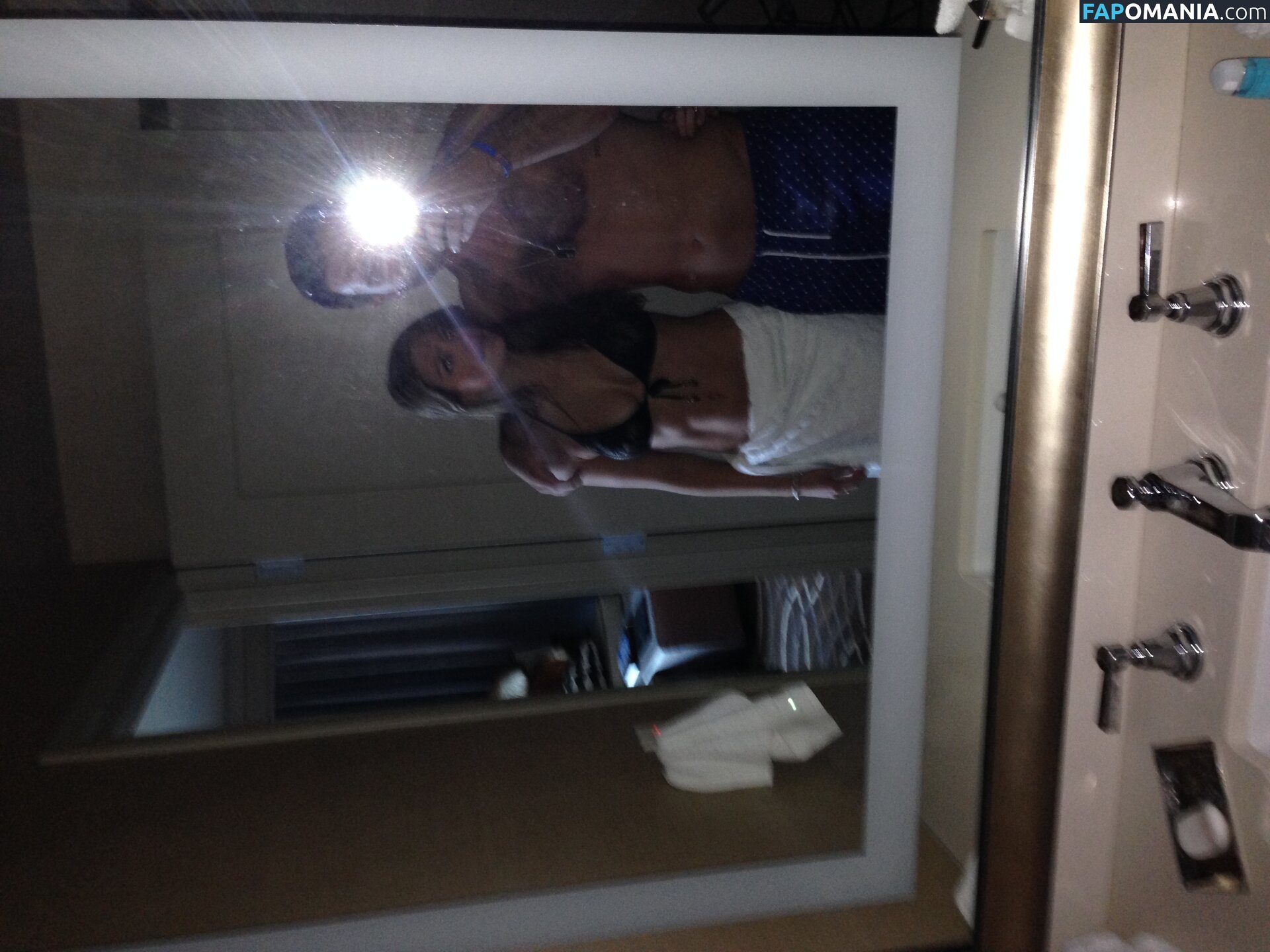Lauren Russell Naakt Gelekte foto #35