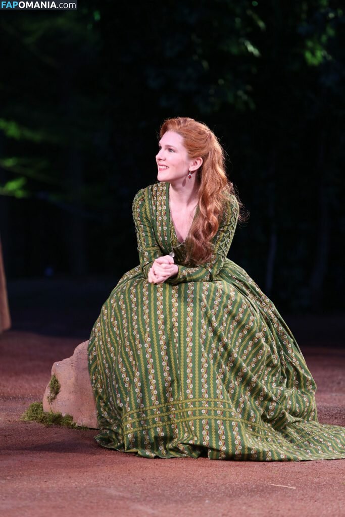 Lily Rabe Naakt Gelekte foto #8