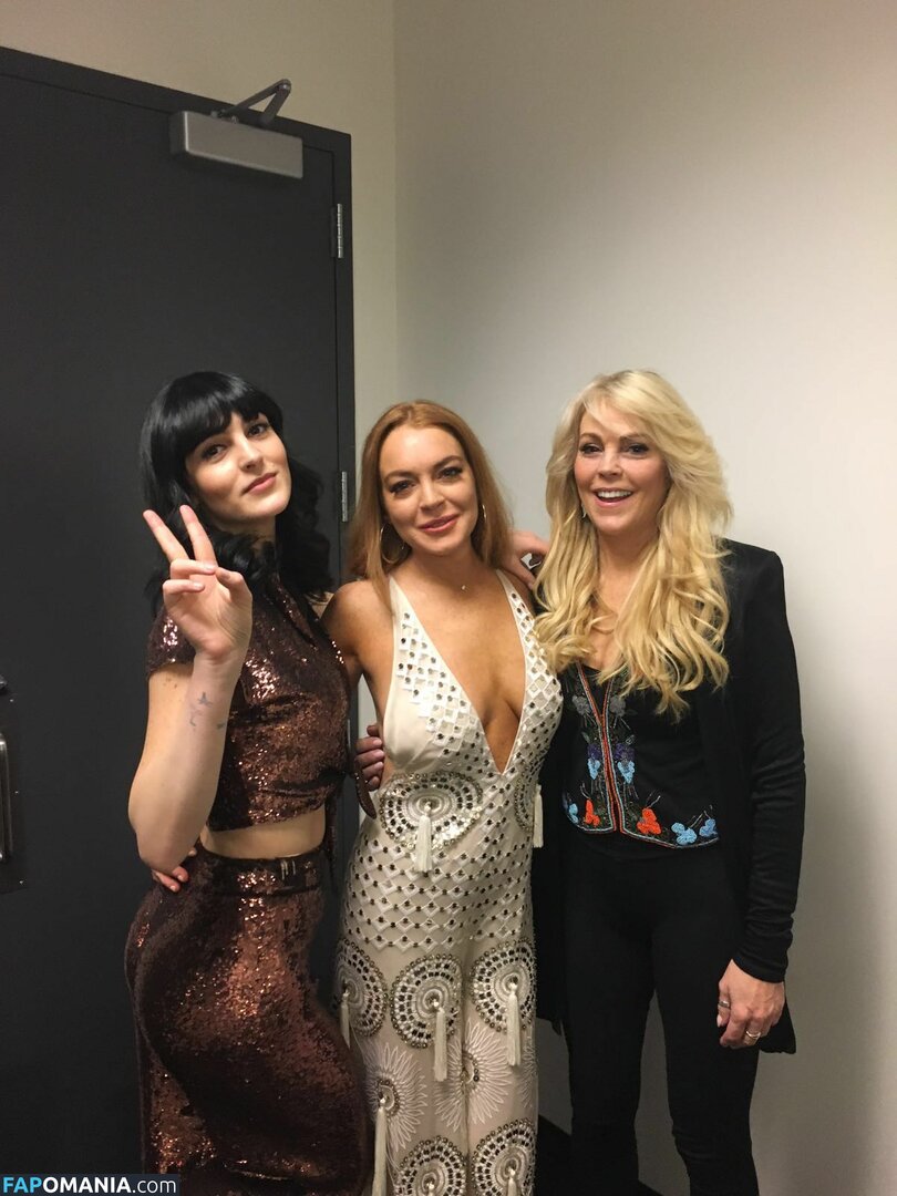 Lindsay Lohan Naakt Gelekte foto #5