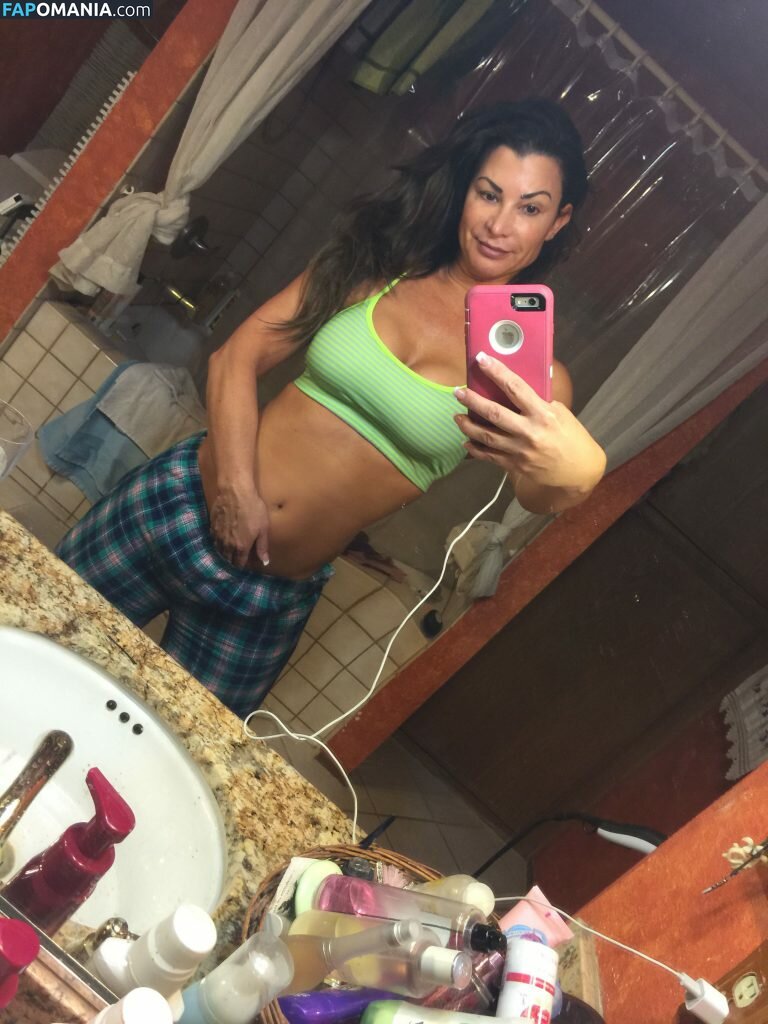 Lisa Marie Varon Naakt Gelekte foto #41
