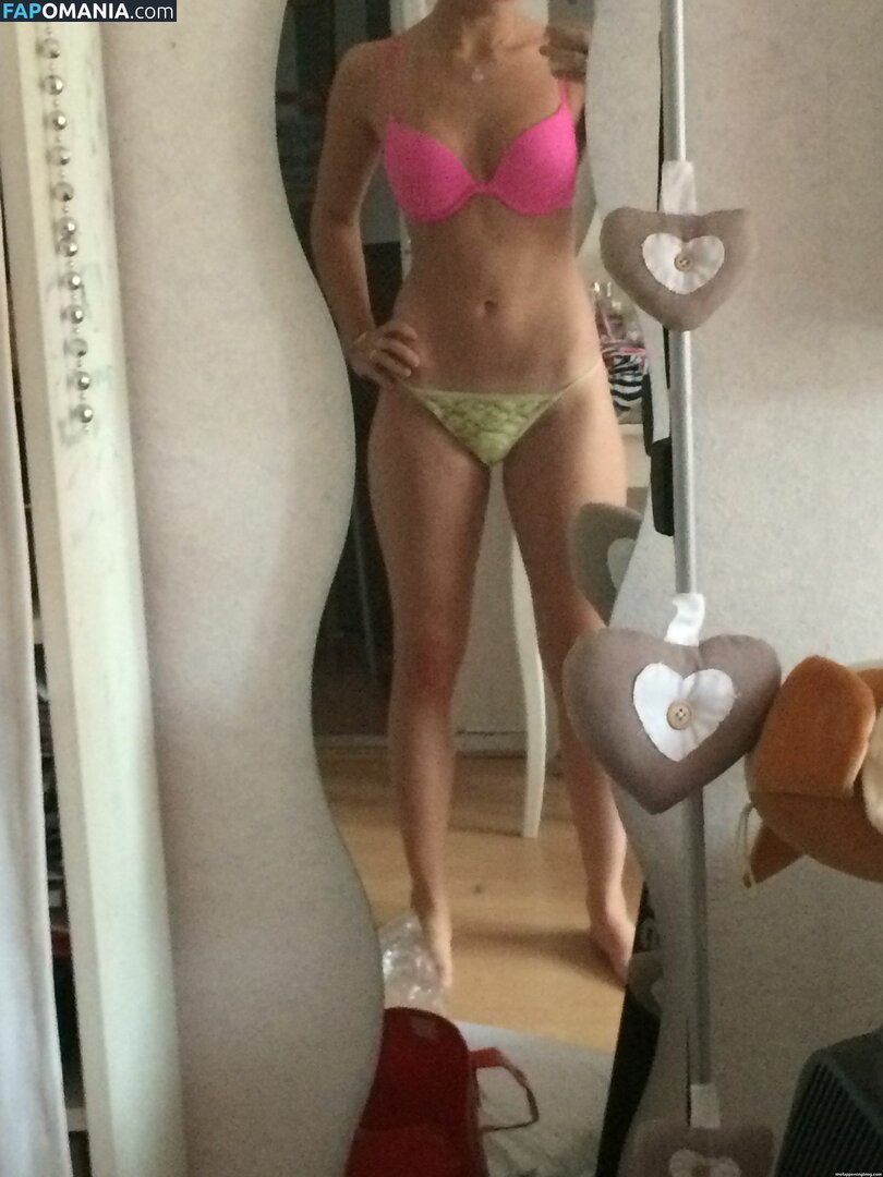 Lisa Zweerman Naakt Gelekte foto #12