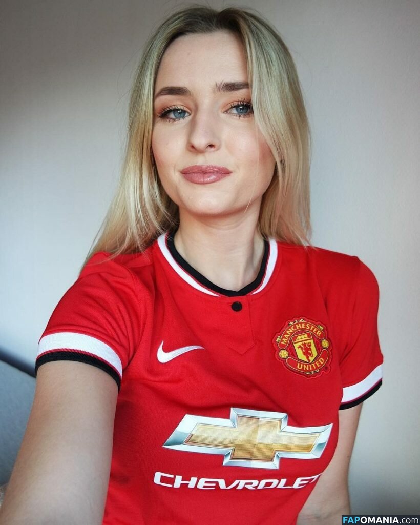 Maiken Skoie Brustad Naakt Gelekte foto #43