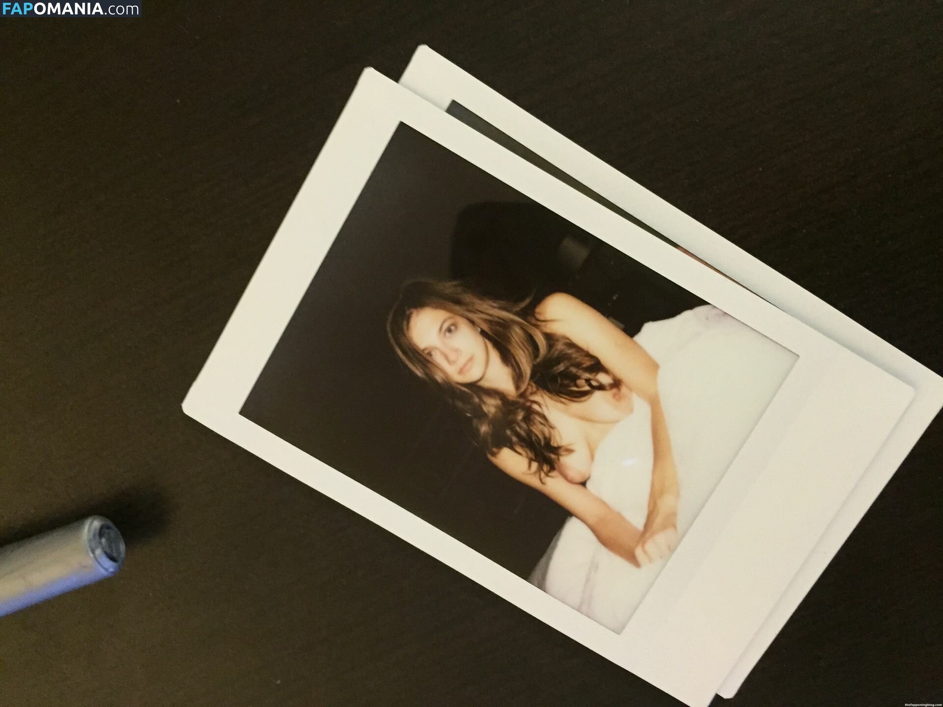 Mia Serafino Naakt Gelekte foto #52