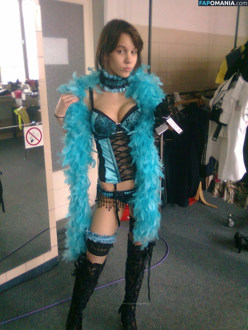 Michaela Doubravova Naakt Gelekte foto #20