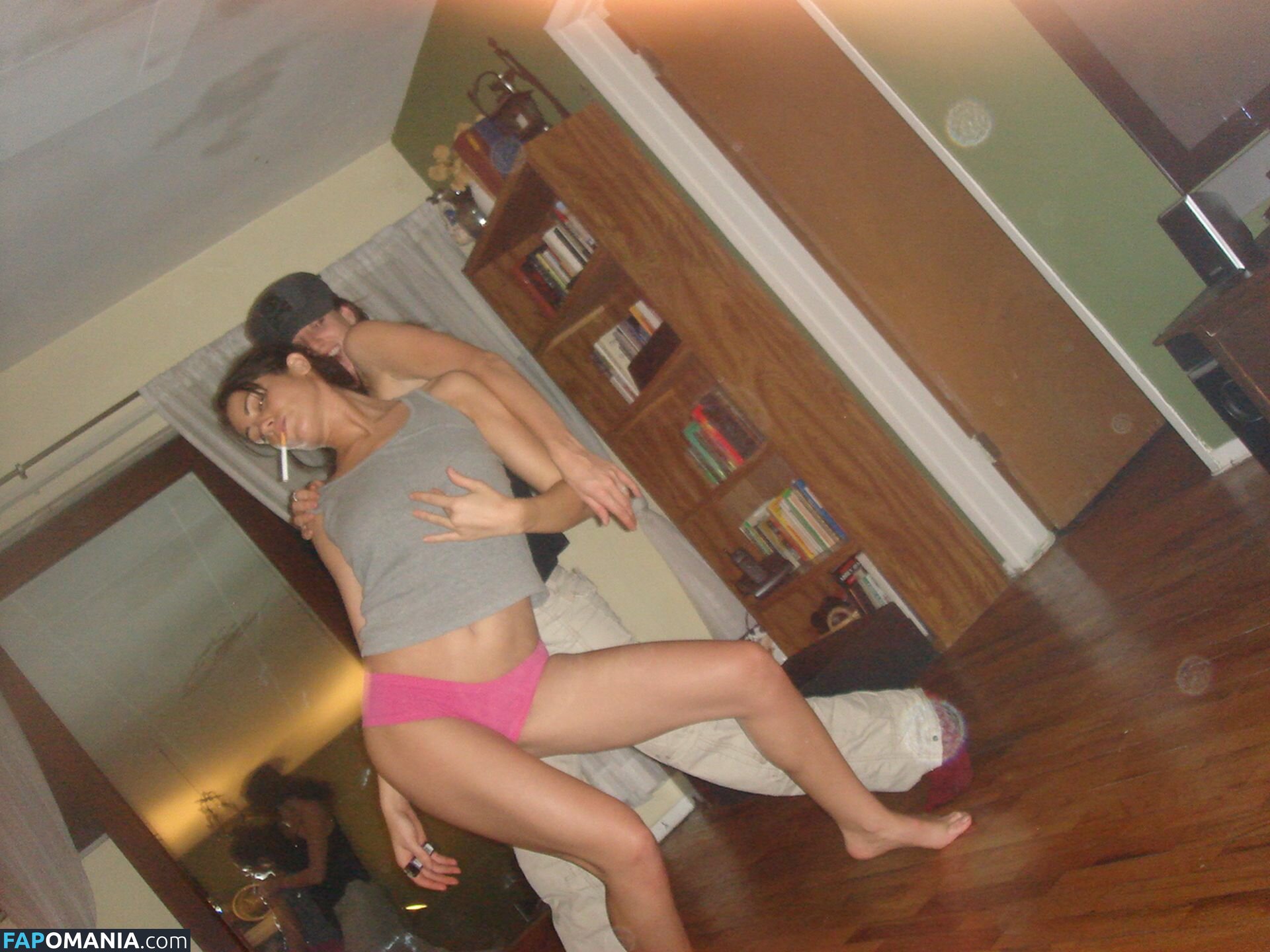 Michelle Borth Naakt Gelekte foto #24