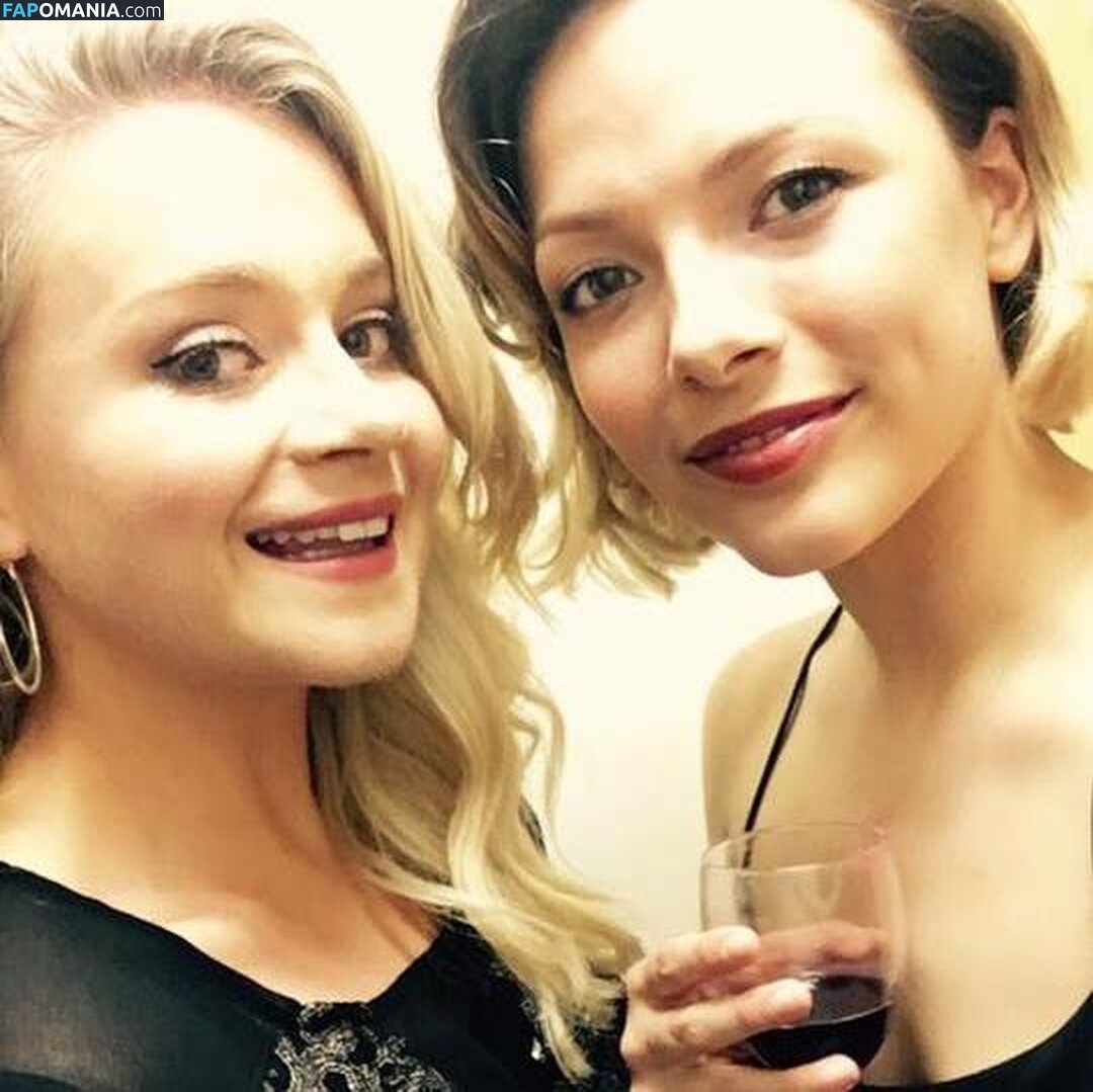 Molly Osborne Naakt Gelekte foto #2