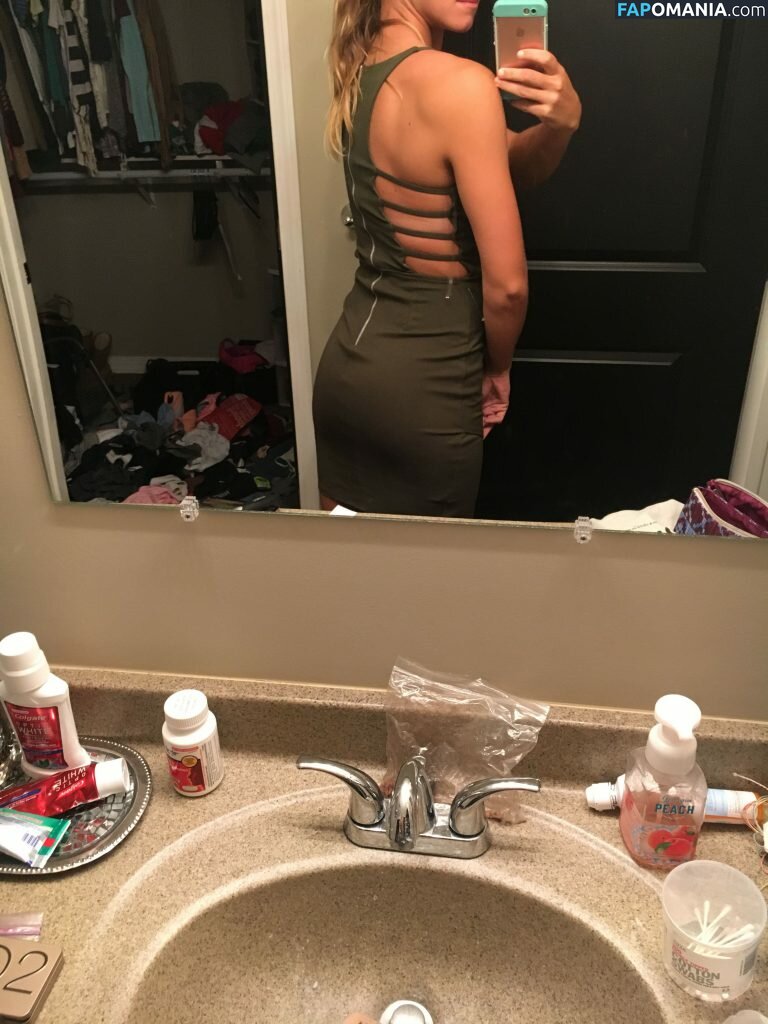 Morgan Zerkle Naakt Gelekte foto #12