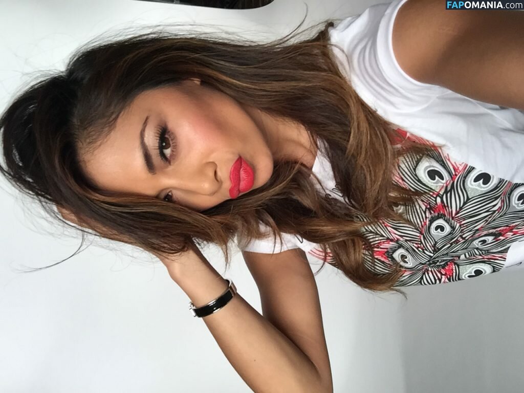 Nicole Scherzinger Naakt Gelekte foto #6