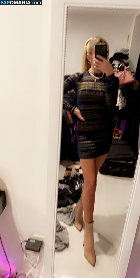 Noah Cyrus Naakt Gelekte foto #59