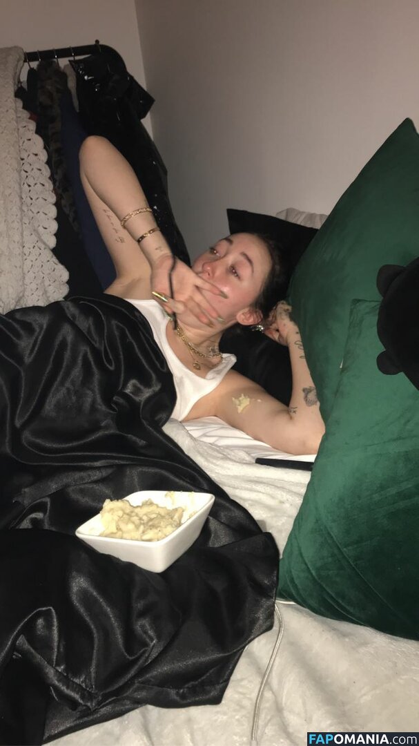 Noah Cyrus Naakt Gelekte foto #72