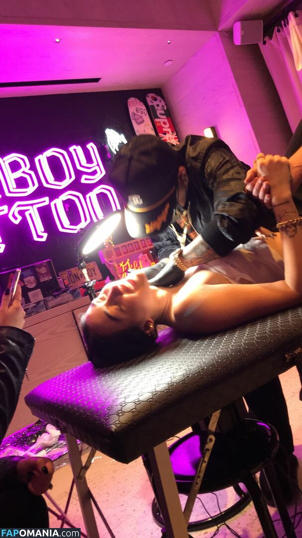 Noah Cyrus Naakt Gelekte foto #73