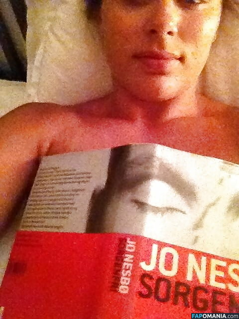 Nora Monk Naakt Gelekte foto #5