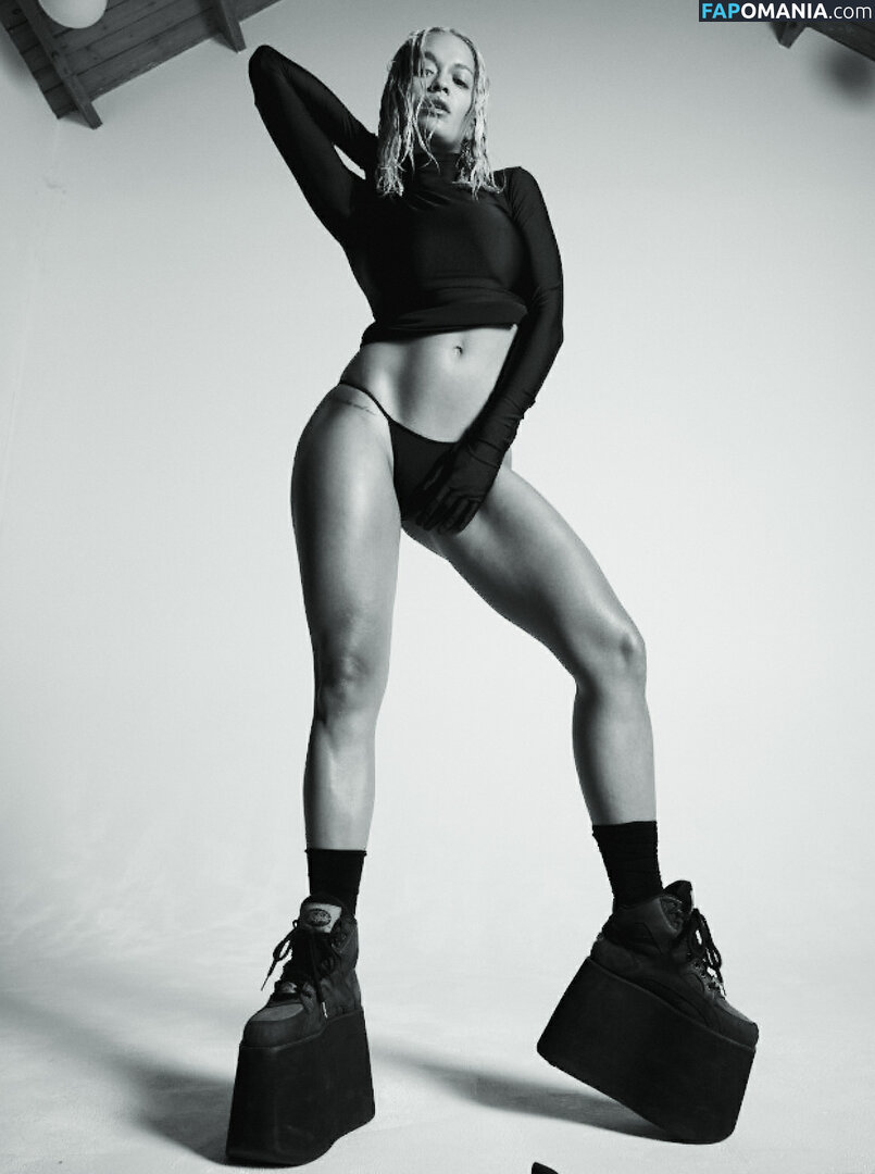 Rita Ora Naakt Gelekte foto #135