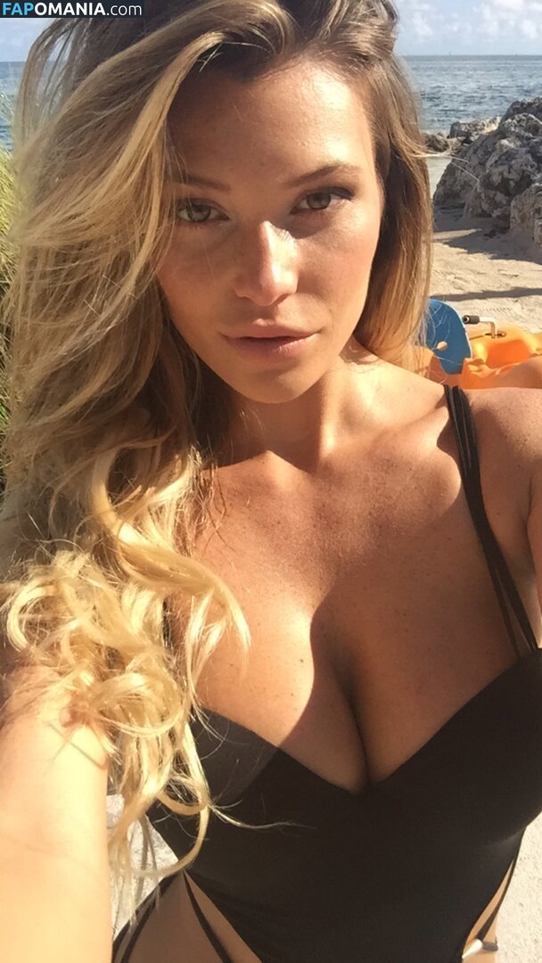 Samantha Hoopes Naakt Gelekte foto #74