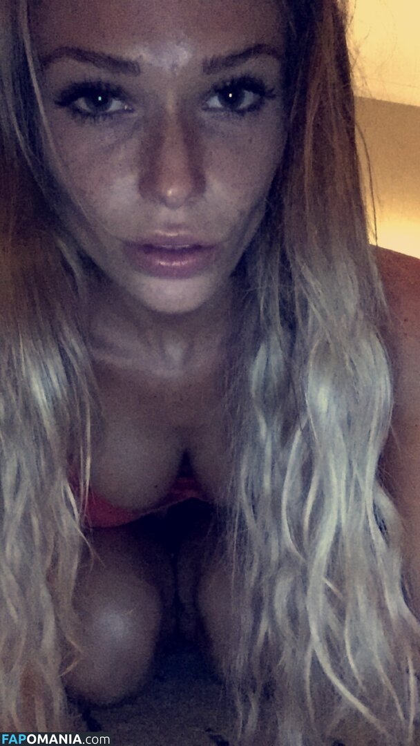Samantha Hoopes Naakt Gelekte foto #123