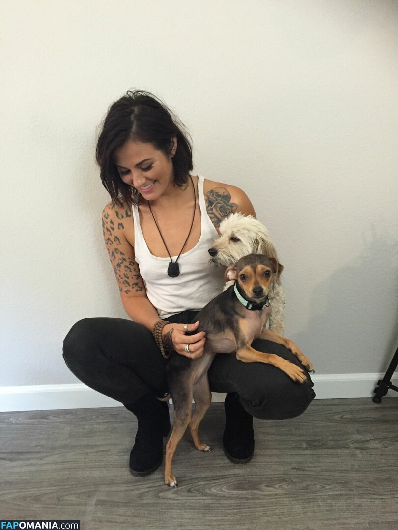 Scout Taylor Compton Naakt Gelekte foto #23