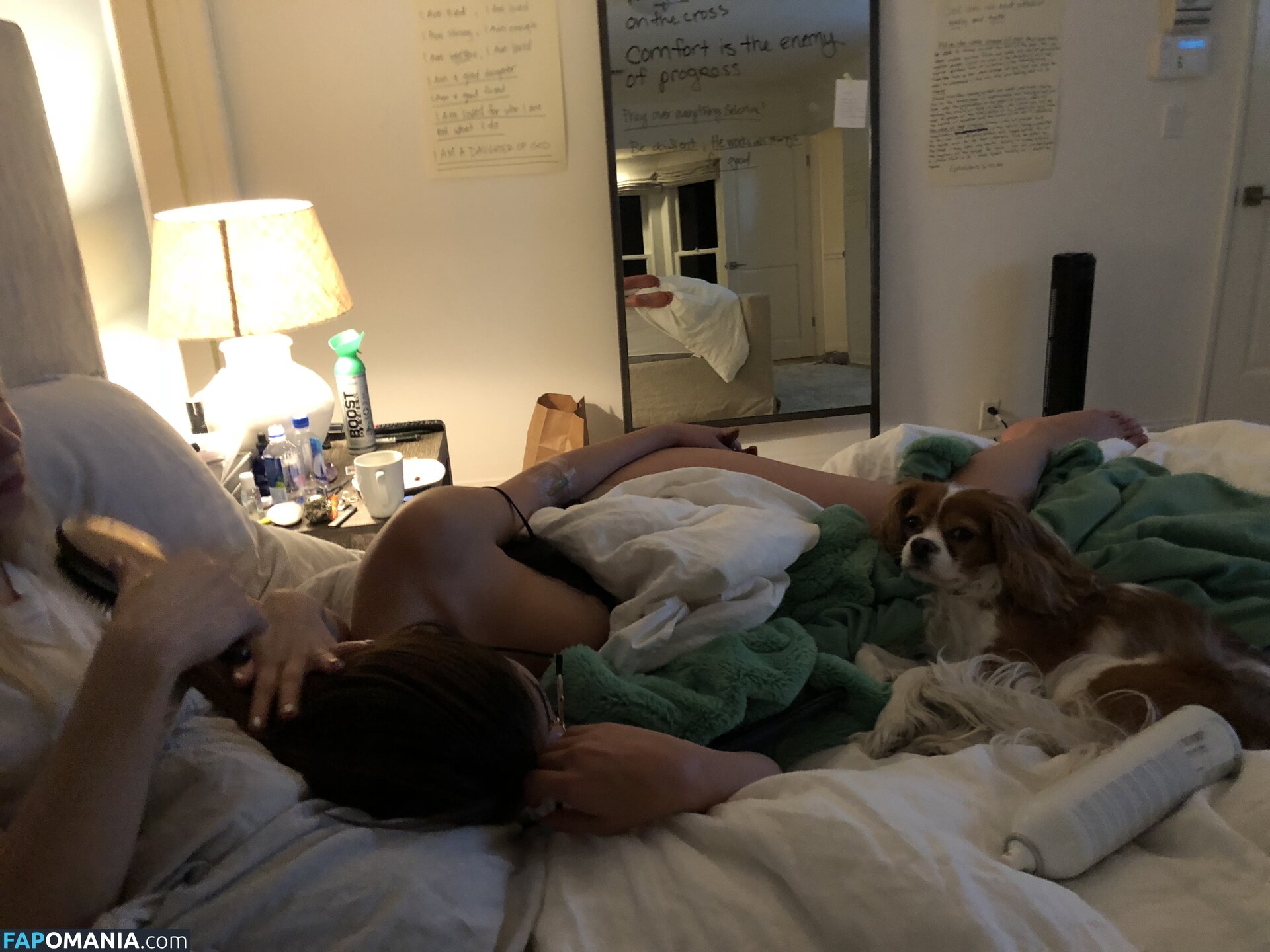 Selena Gomez Naakt Gelekte foto #17