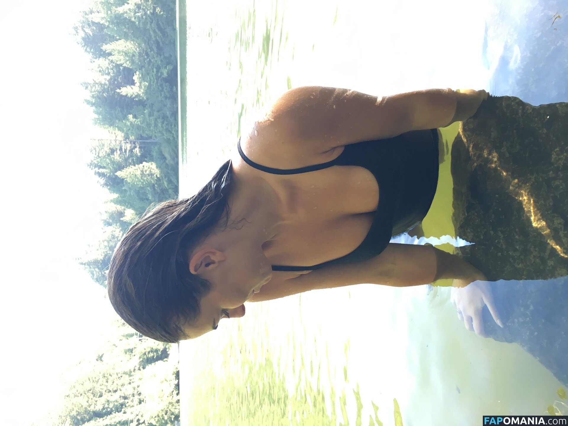 Serinda Swan Naakt Gelekte foto #108