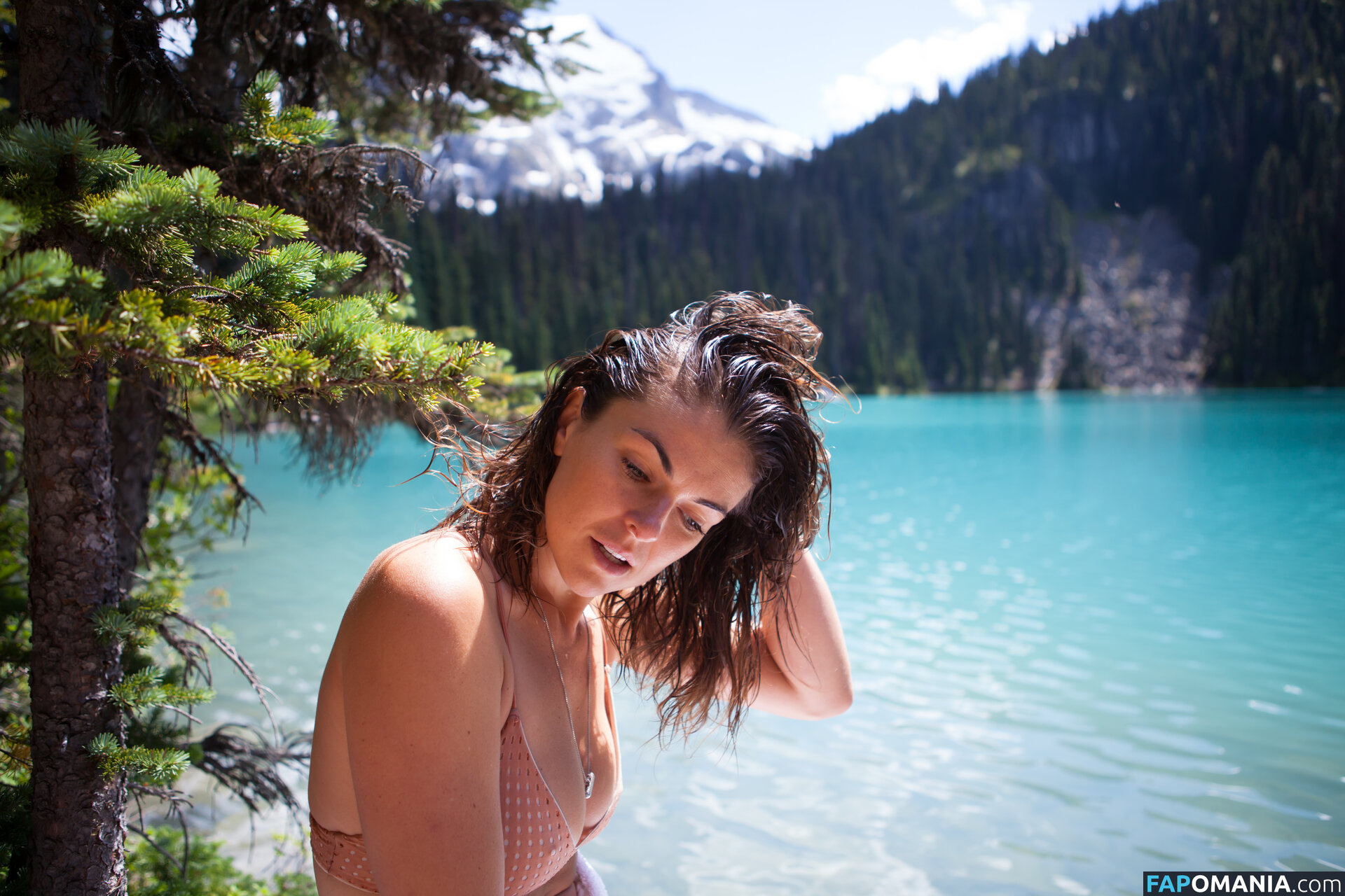 Serinda Swan Naakt Gelekte foto #187