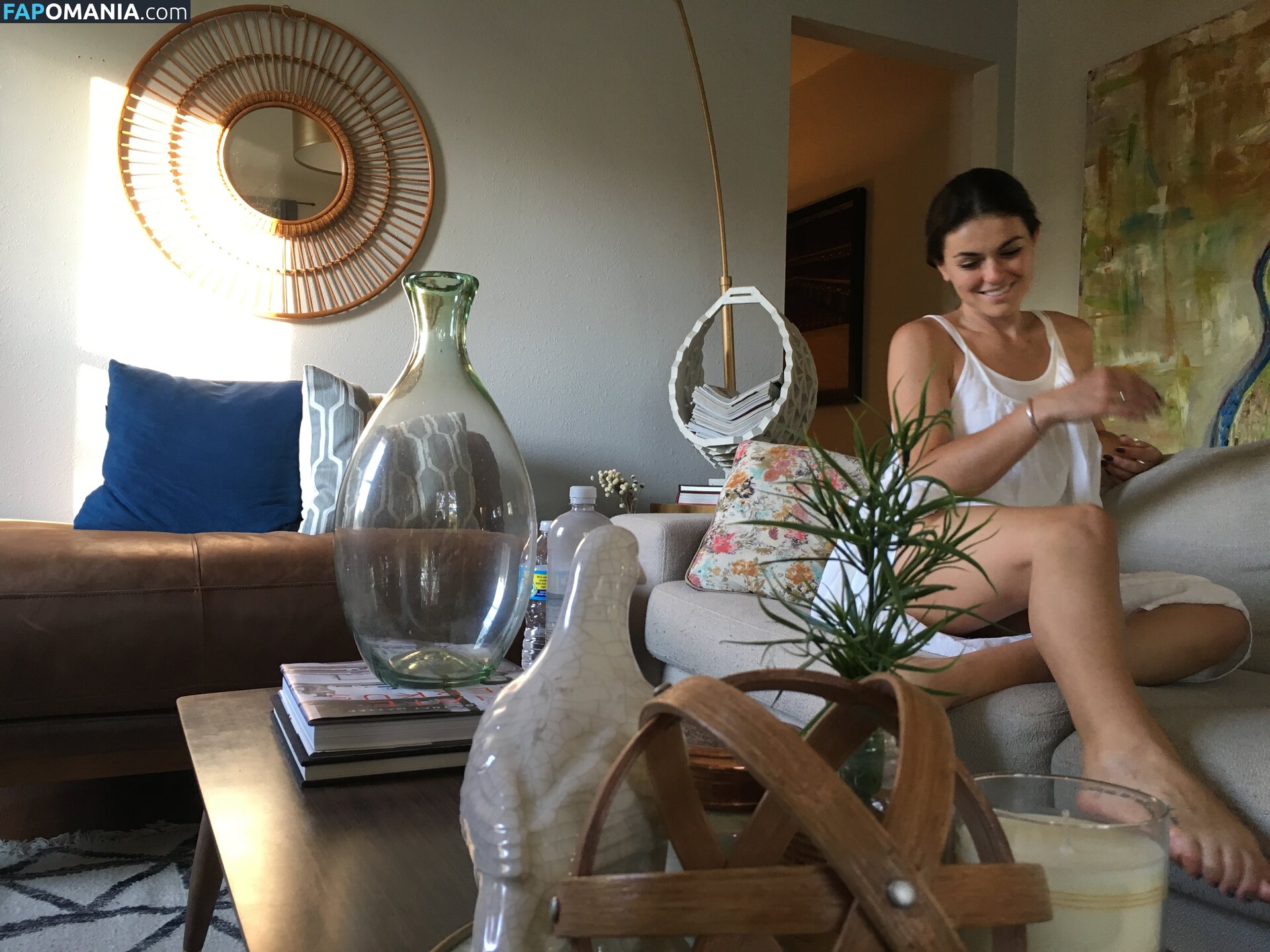 Serinda Swan Naakt Gelekte foto #229
