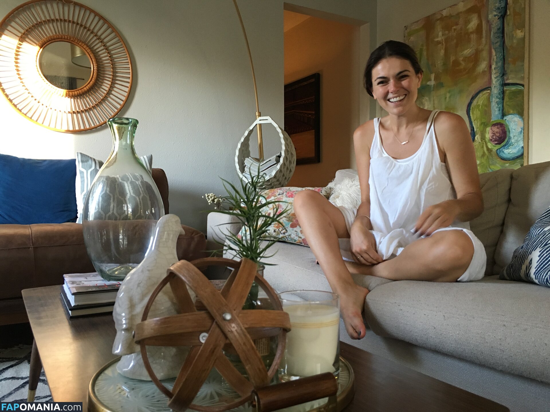 Serinda Swan Naakt Gelekte foto #255