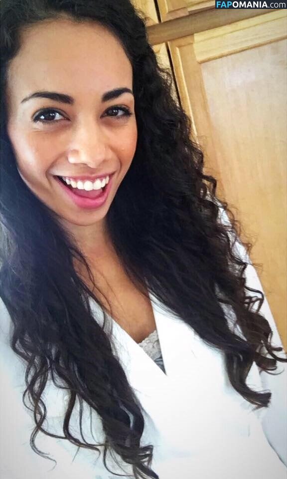 Shani Hamilton Naakt Gelekte foto #2