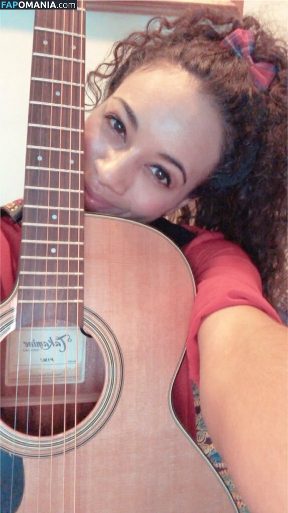 Shani Hamilton Naakt Gelekte foto #29