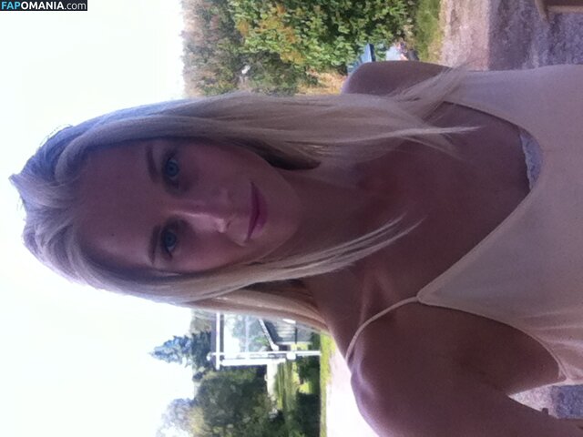 Sofia Jakobsson Naakt Gelekte foto #28