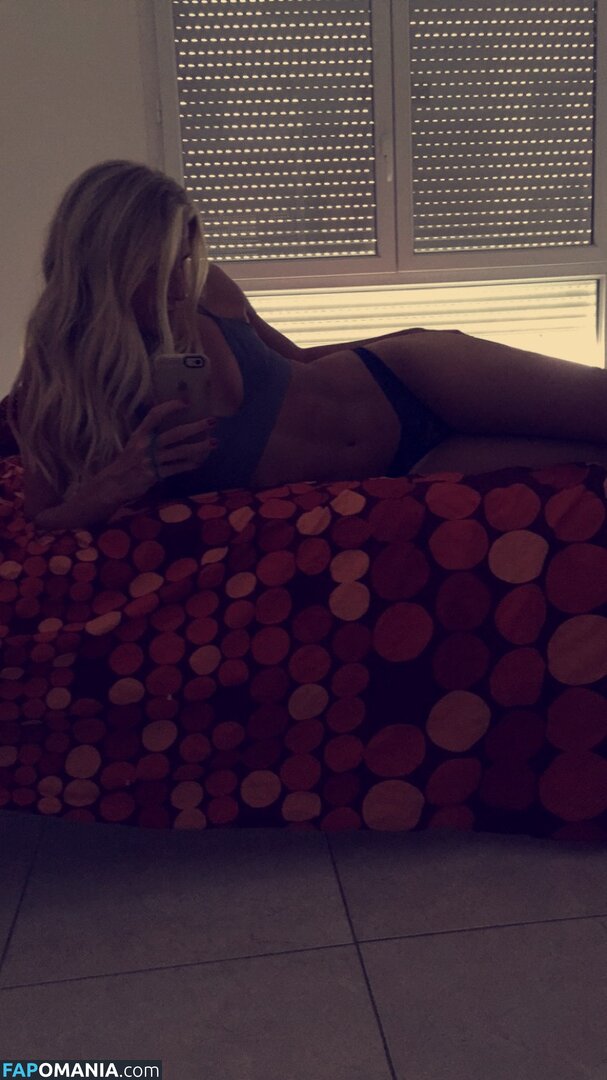 Sofia Jakobsson Naakt Gelekte foto #35