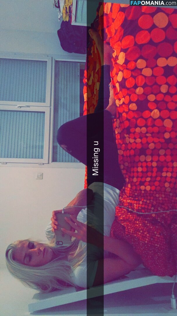 Sofia Jakobsson Naakt Gelekte foto #105